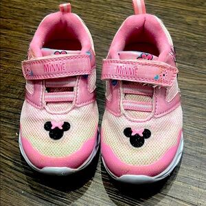 Minnie Mouse light up toddler size 8